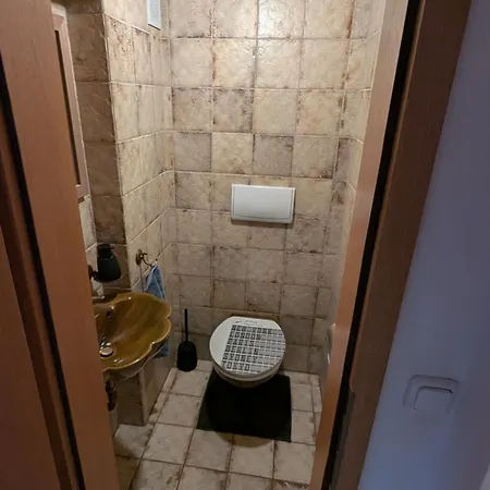 Vintage Kammerl Apartment