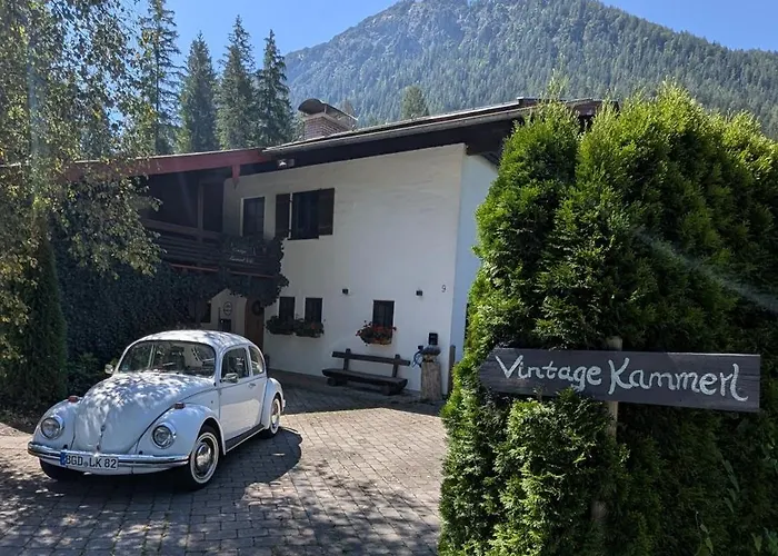 Vintage Kammerl Apartment